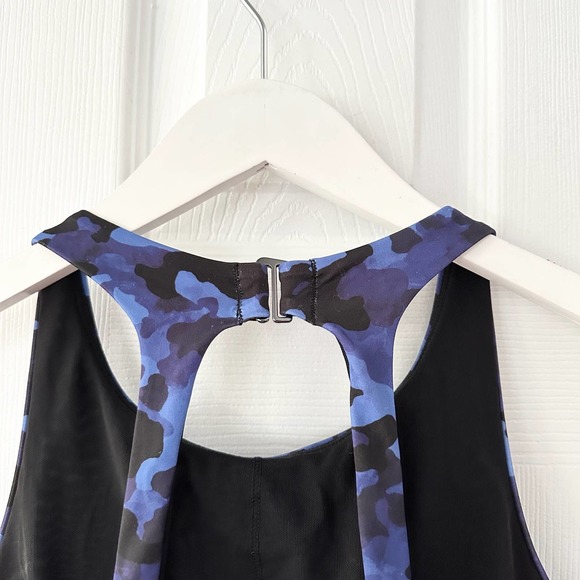 Athleta NWT Blue Camo Maldives High Neck Beach Swim Tankini Top Only 38 B/C - Picture 8 of 11